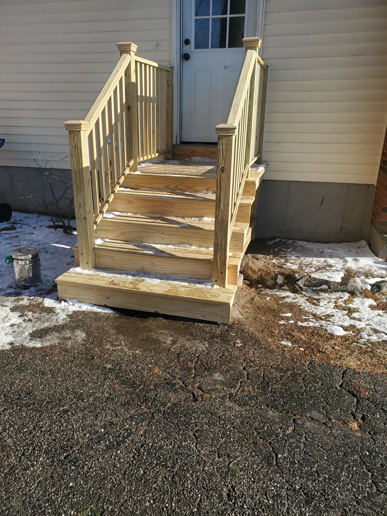 Deck and porch build by MJY Building & Remodeling